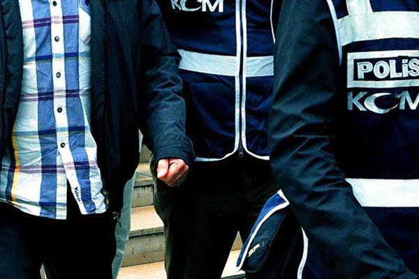 İki bakanlığa FETÖ operasyonu