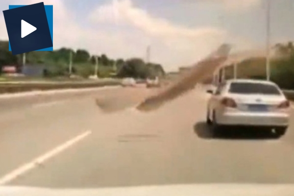 Ok gibi ön cama saplandı