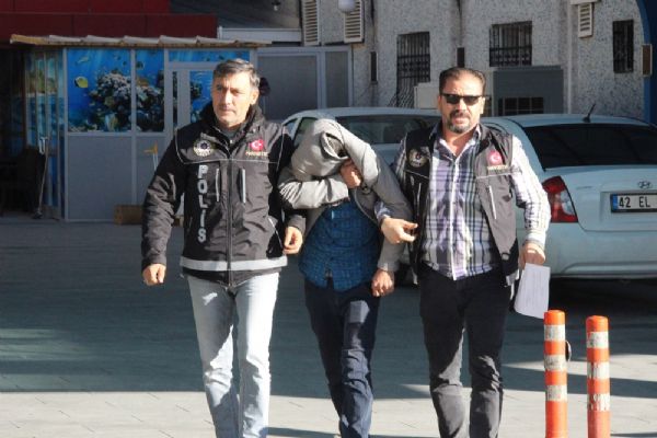 Konya'da uyuşturucu tacirlerine operasyon: 12 kişi gözaltına alındı