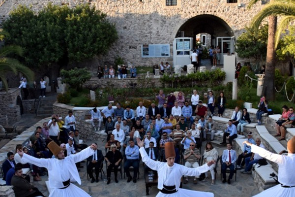 Marmaris Kalesi'nde sema gösterisi