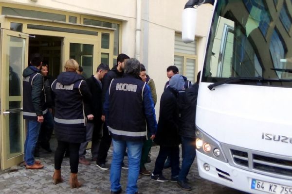 6 ilde FETÖ operasyonu: 13 kişi gözaltına alındı