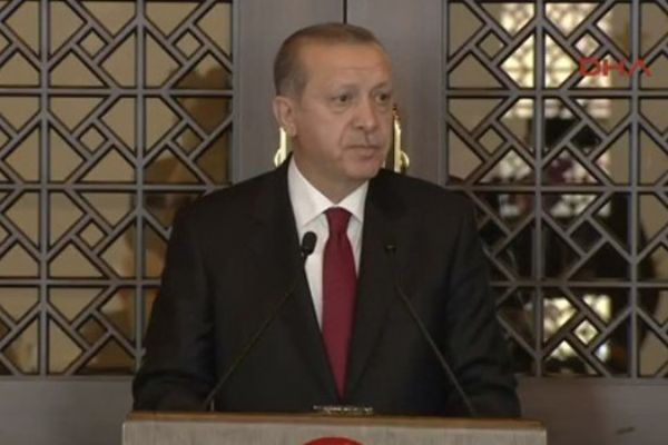 Cumhurbaşkanı Recep Tayyip Erdoğan'dan referanduma yönelik yeni hamle: Bütün hava sahaları da kapatılacak