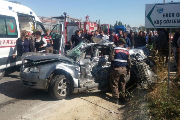 Afyonkarahisar'da trafik kazası: 4 kişi öldü