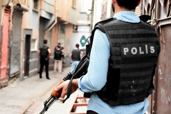 Başkent'te 2 bin 210 paket kaçak sigara ele geçirildi