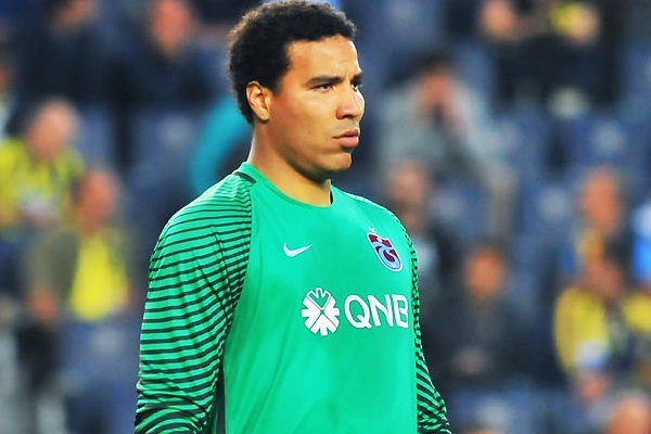 Esteban'ın sözleşmesi feshediliyor