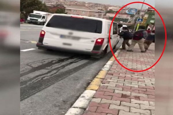 Gaziosmanpaşa'da 21 öğrenci taşıyan okul servisi trafikten men edildi