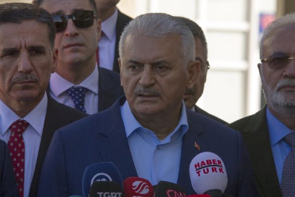 Binali Yıldırım'dan Kuzey Irak'a yaptırım açıklaması