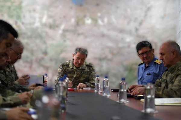 Orgeneral Hulusi Akar, Van'da