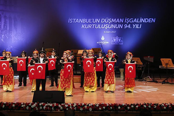 İstanbul'un kurtuluşunun 94. yıl dönümü kutlandı