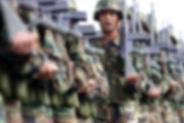 FETÖ şüphelisi 14 asker tutuklandı