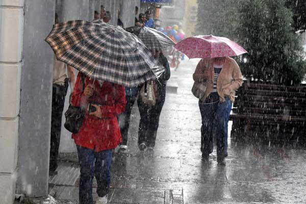 Meteoroloji'den İstanbullulara uyarı! Akşam saatlerine dikkat...