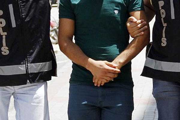 Yunanistan sınırında yakalanan Suriyeli gözaltına alındı