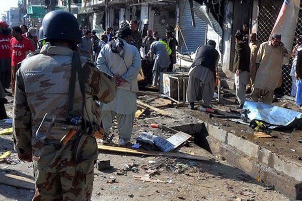 Pakistan'daki intihar saldırısında ölenlerin sayısı 24'e yükseldi