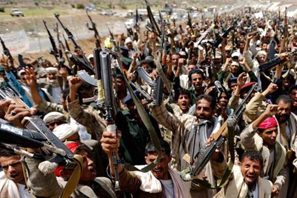 Yemen'in tanınmayan Dışişleri Bakanlığını Husiler bastı