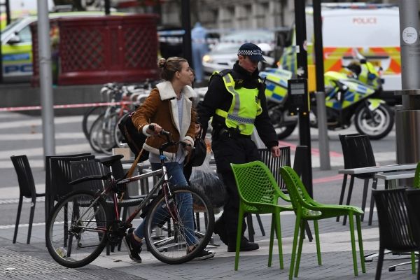 Londra polisi: Olayın terörle bağlantısı yok