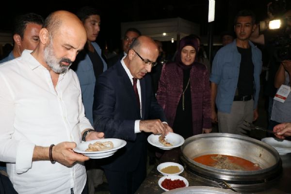 'Adana Lezzet Festivali'nin gala gecesi düzenlendi