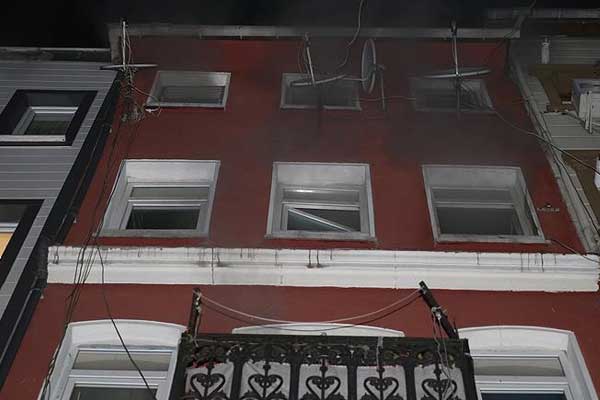 Beyoğlu'nda yangın