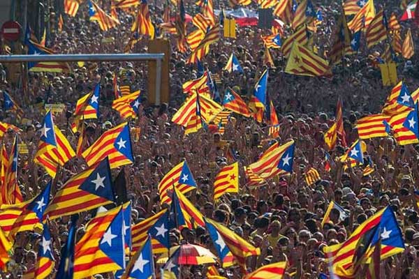 Katalonya bağımsızlık için tarih verdi