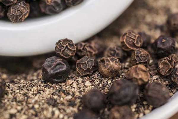 Her gün karabiber tüketmenin faydaları