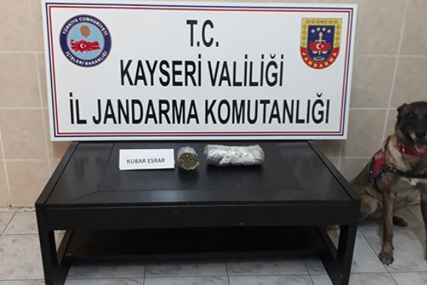Jandarmadan uyuşturucu operasyonu: 3 gözaltı