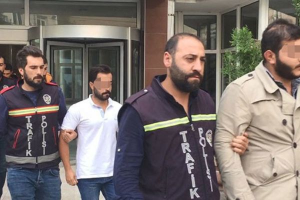 İstanbul'da TEM otoyolunu kapatan driftçiler yakalandı