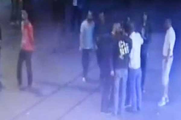 'Omuz atma' cinayetinde polisler hakim karşısına çıktı!