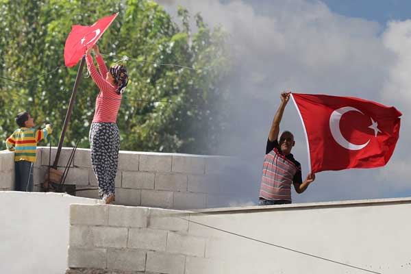 Reyhanlı'da TSK'ya destek gösterisi