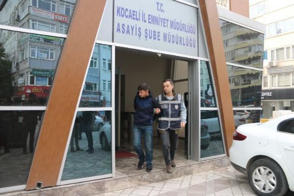 Kocaeli'de 1 dakikada 23 telefon çalan hırsız 3 gün sonra yakalandı