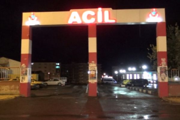 Ağrı'da trafik kazası: 21 kişi yaralandı