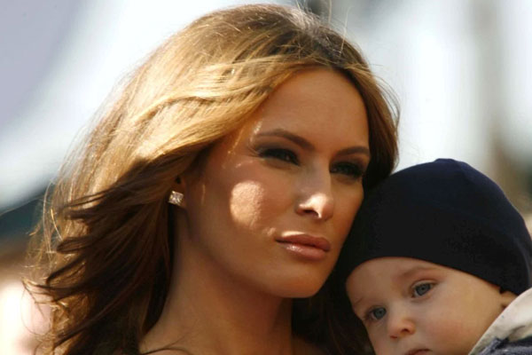 Melania Trump'dan jet yanıt