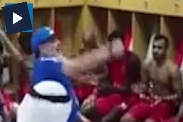 Maradona oyuncularına sert çıktı