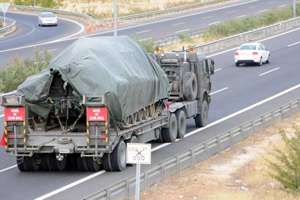 Gazeteciler sınırdan çıkarıldı, tek kare fotoğraf geldi!