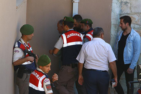 Savcıya silahlı saldırıda 2 tutuklama