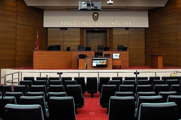 Eski Adalet Bakanlığı Müsteşarı Erdem'in eşine dava