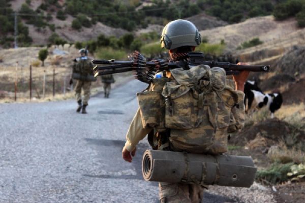 Bitlis'te 1 terörist öldürüldü