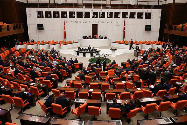 TBMM 'arabuluculuk' tasarısını kabul etti