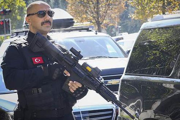 Cumhurbaşkanı korumalarının yeni silahları