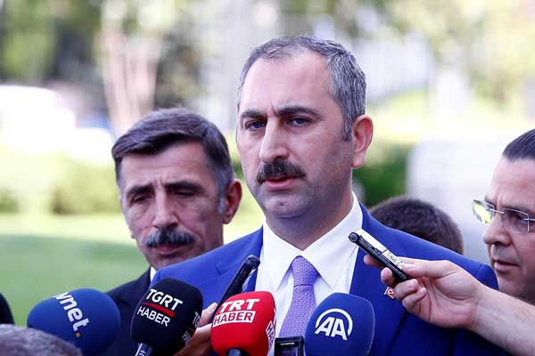 Bakan Gül açıkladı: Artık onlar da yerli silah kullanacak!