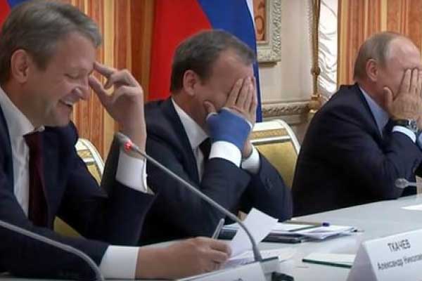 Rus Bakan'ın gafı Putin'i utandırdı