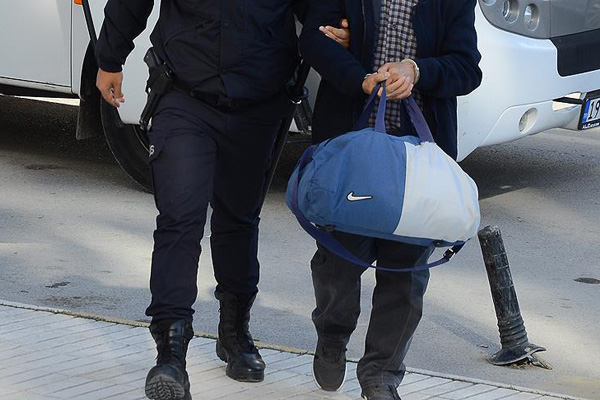 Çorum'da FETÖ operasyonu: 5 tutuklama