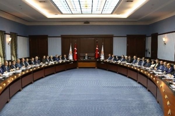Cumhurbaşkanı Recep Tayyip Erdoğan: İstifa etmeyen görevden alınacak!