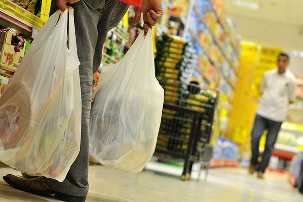 'Naylon poşette ücret' tartışması