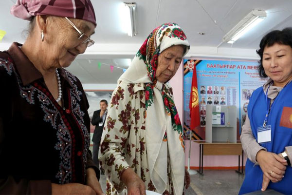 Kırgızistan yeni cumhurbaşkanını seçti