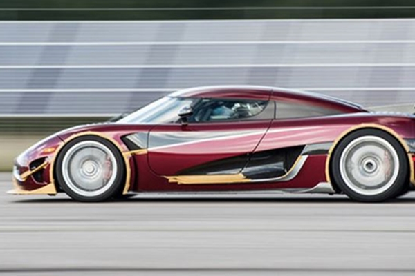 Bu araba dünya hız rekorunu kırdı!