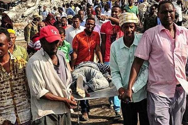 Sağlık Bakanı Demircan Somali'de