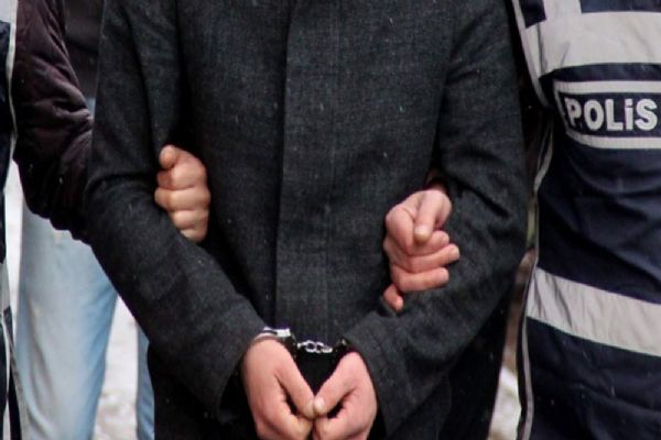 Hava üslerinde FETÖ operasyonu!