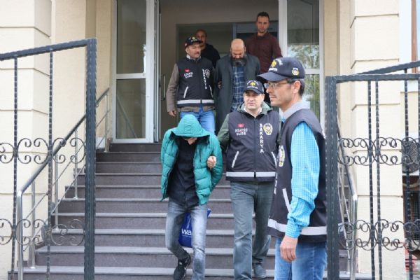 Oto hırsızlığı çetesi çökertildi: 16 kişi gözaltına alındı