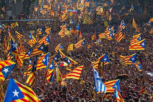 İspanya'dan Katalonya'ya dört gün süre