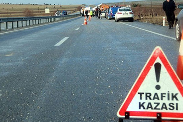 Mersin'de trafik kazası:10 yaralı