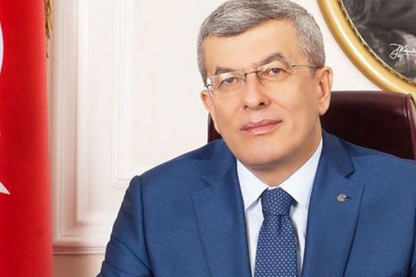 Kenan İpek görevden alındı